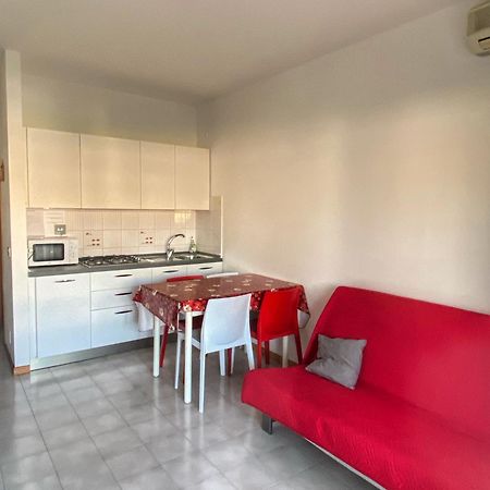 Grazioso Appartamento N 76 A 100Mt Dal Mare 比比翁 外观 照片
