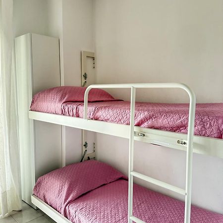 Grazioso Appartamento N 76 A 100Mt Dal Mare 比比翁 外观 照片
